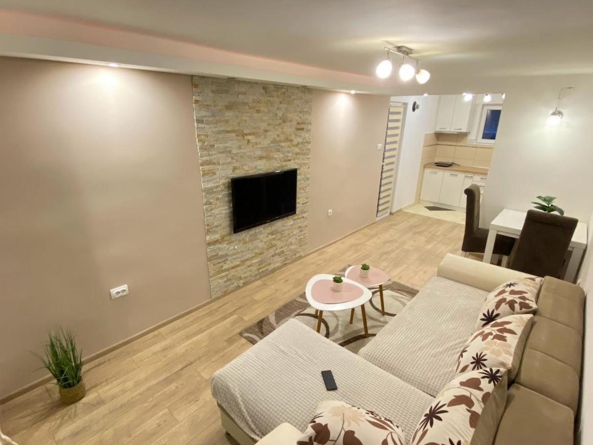 Apartman Mina Mataruska Banja Ngoại thất bức ảnh